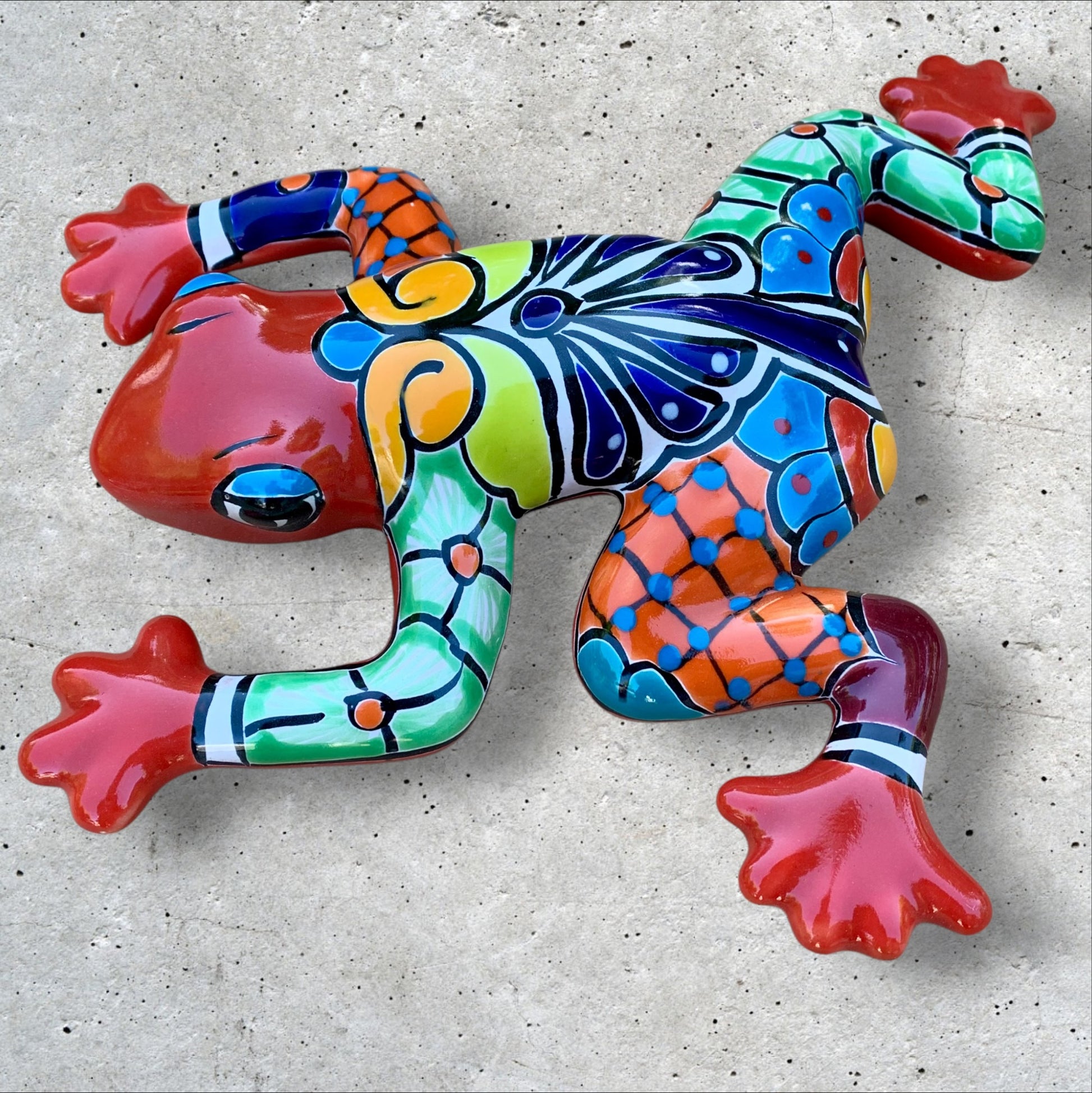 Talavera Gordo Wall Frog Colorful Red right Side