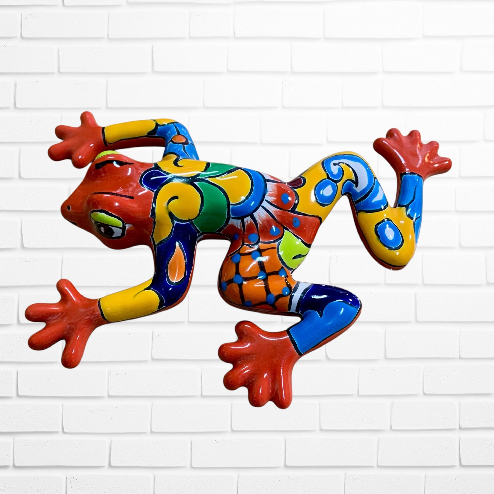 Talavera wall frog Lucy Side 