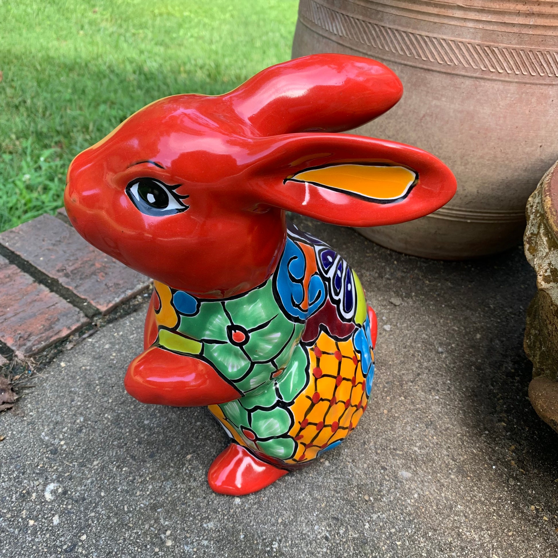 Talavera bunny rabbit standing side by side