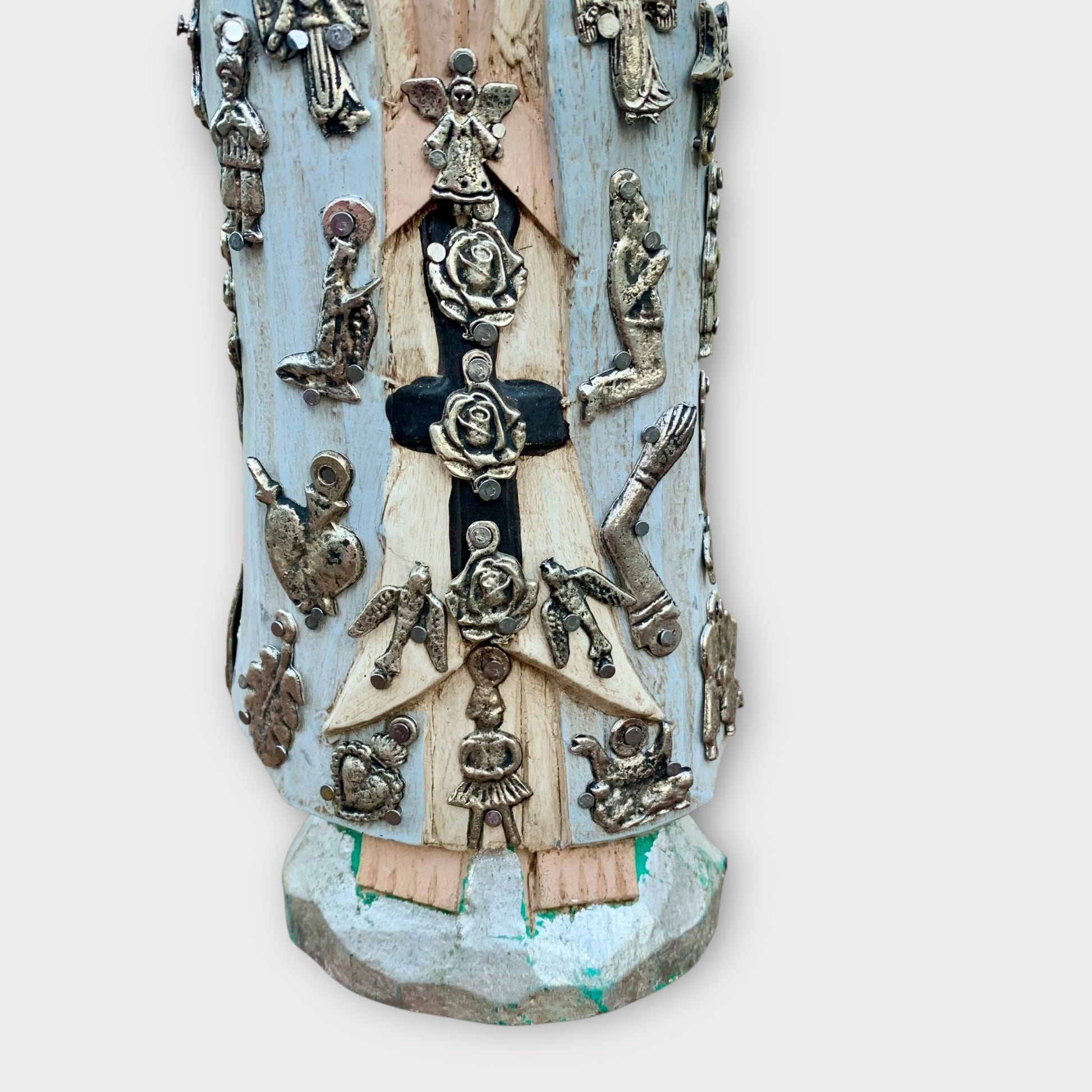 Milagros Virgin Maria Gown detail