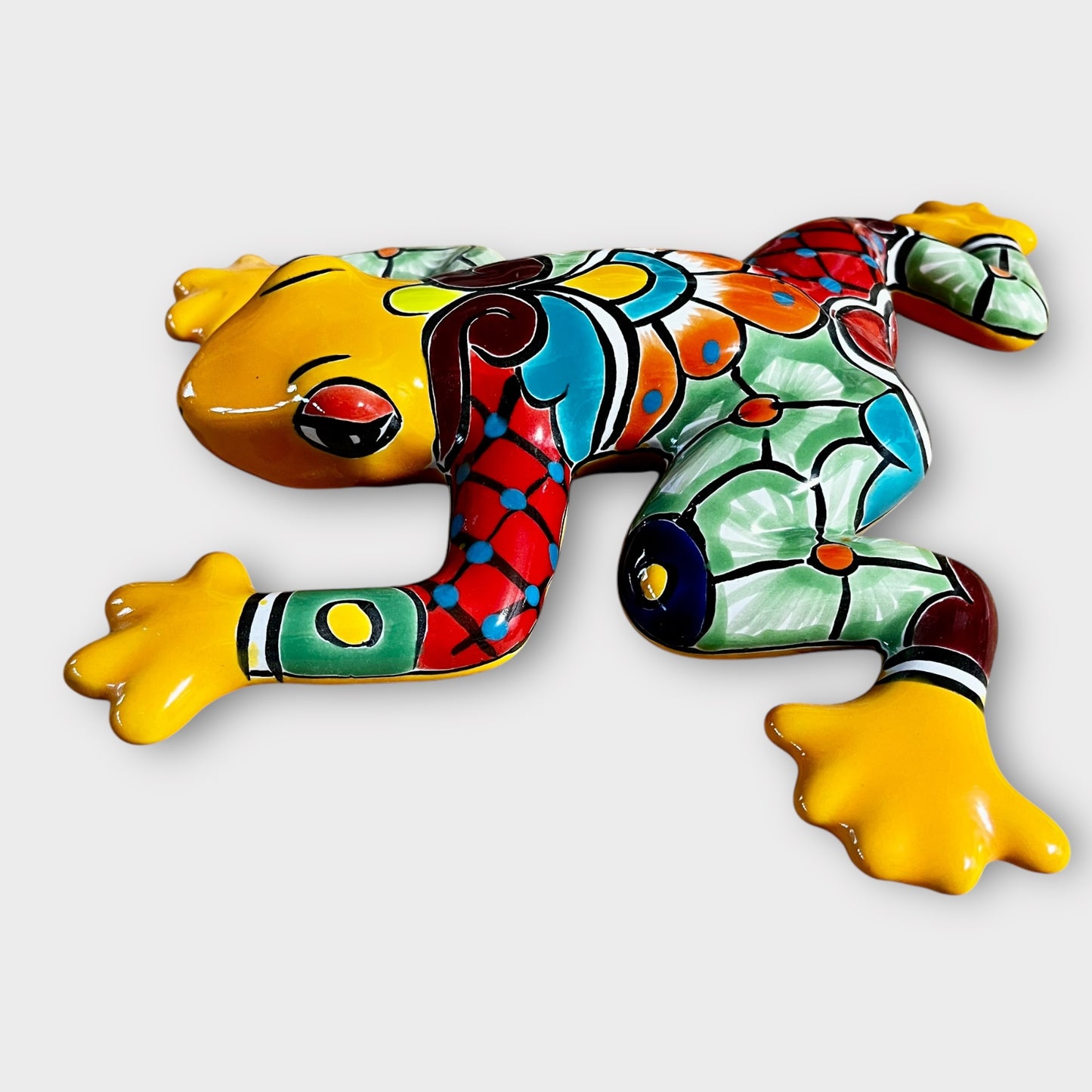 Talavera wall frog Gordo right side