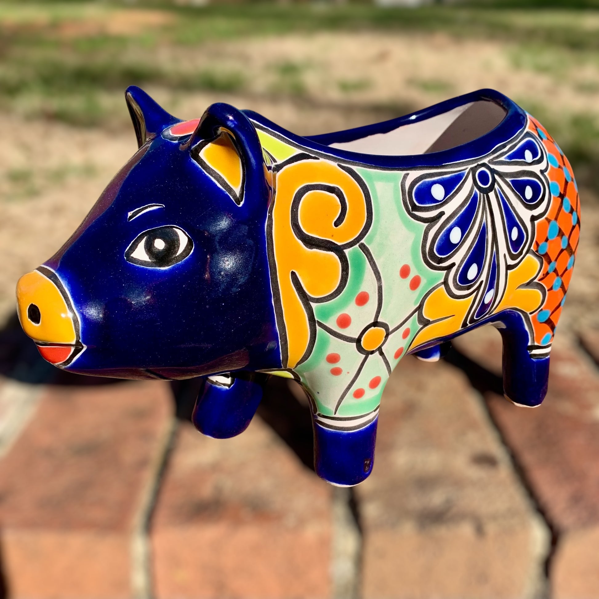 Talavera pig planting pot