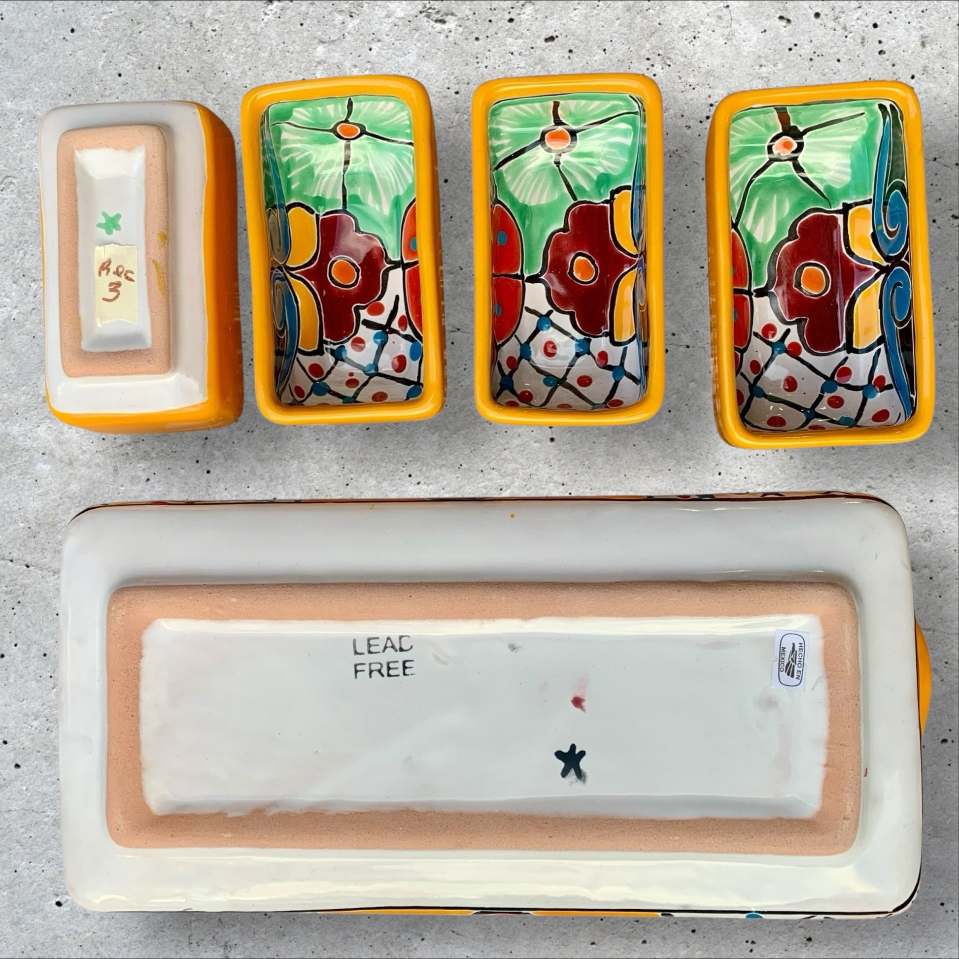 Talavera pottery sectional serving dish rectangle Bottom