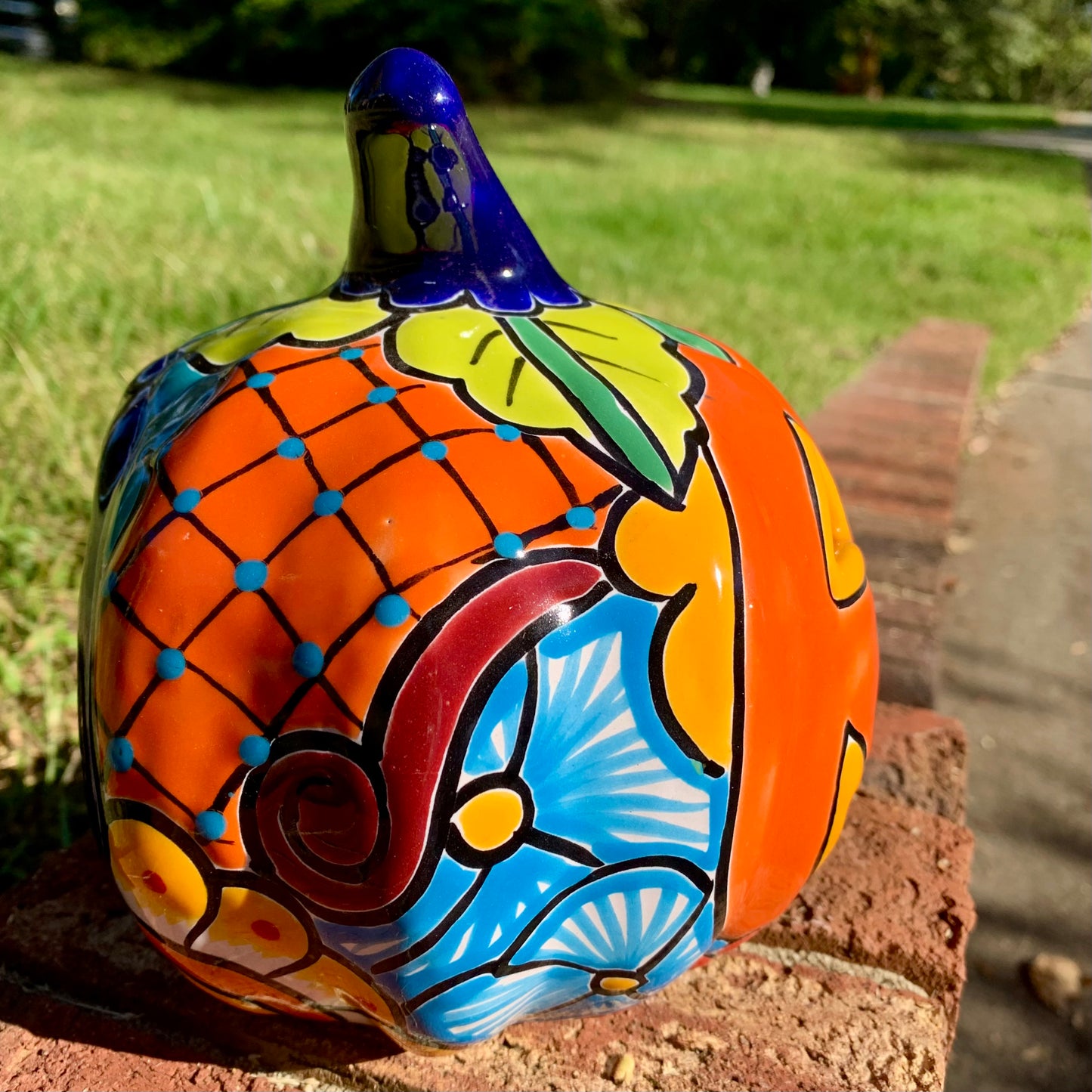 Talavera pumpkin calabaza left side 