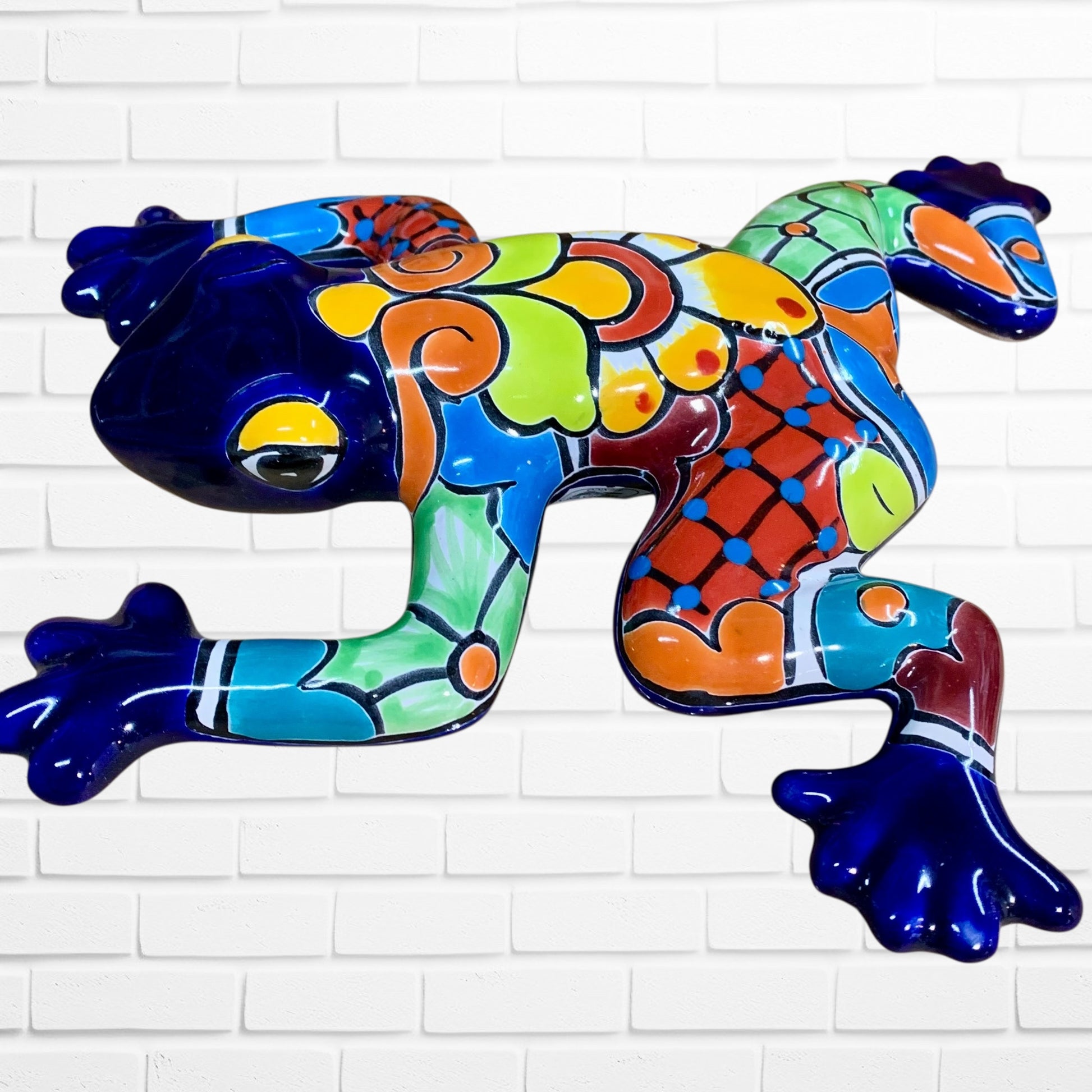 Talavera wall frog Gordo in azul cobalt Side