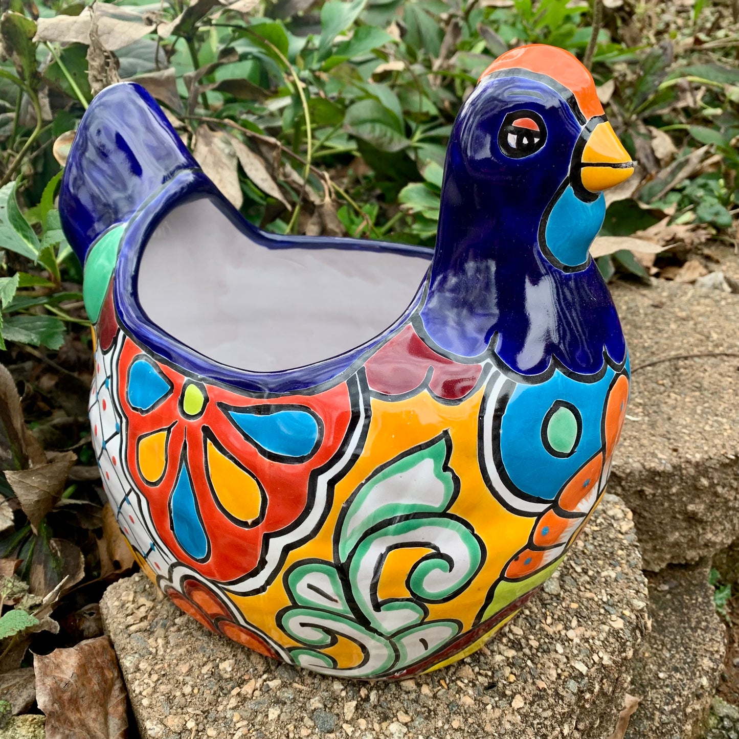 Mexican Talavera chicken, planting  pot in Azul
