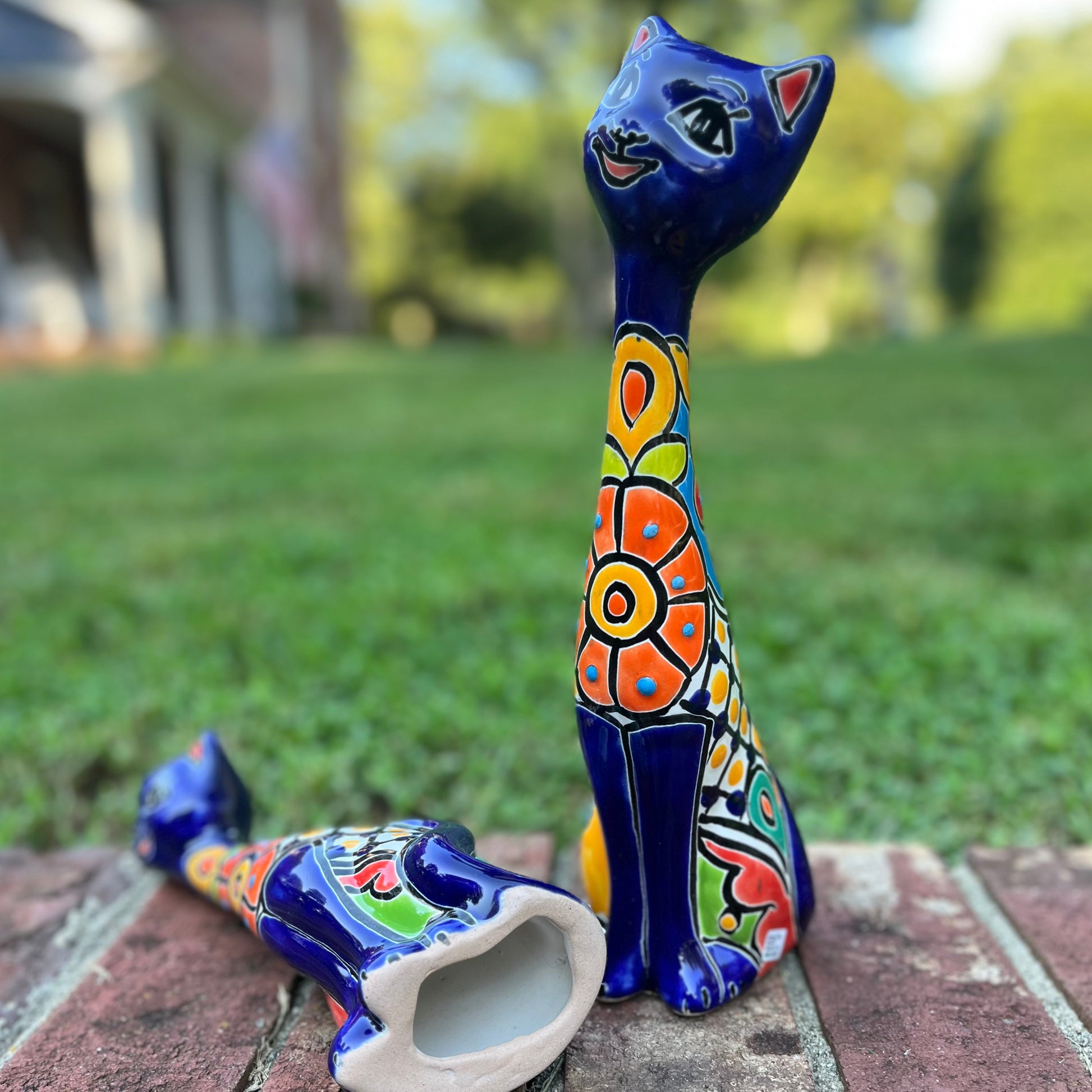 Talavera kitten cat set bottom