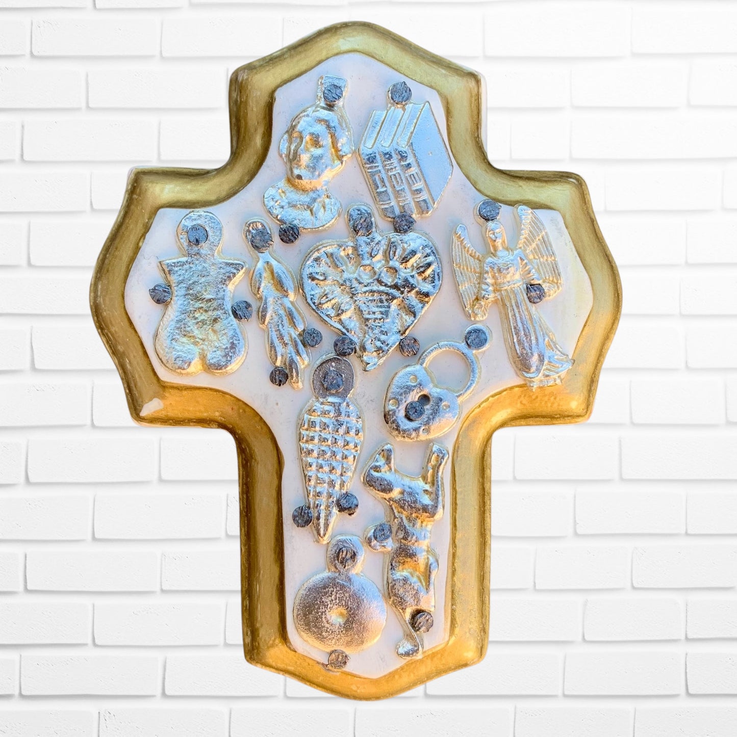 Milagros Wood Cross Mini