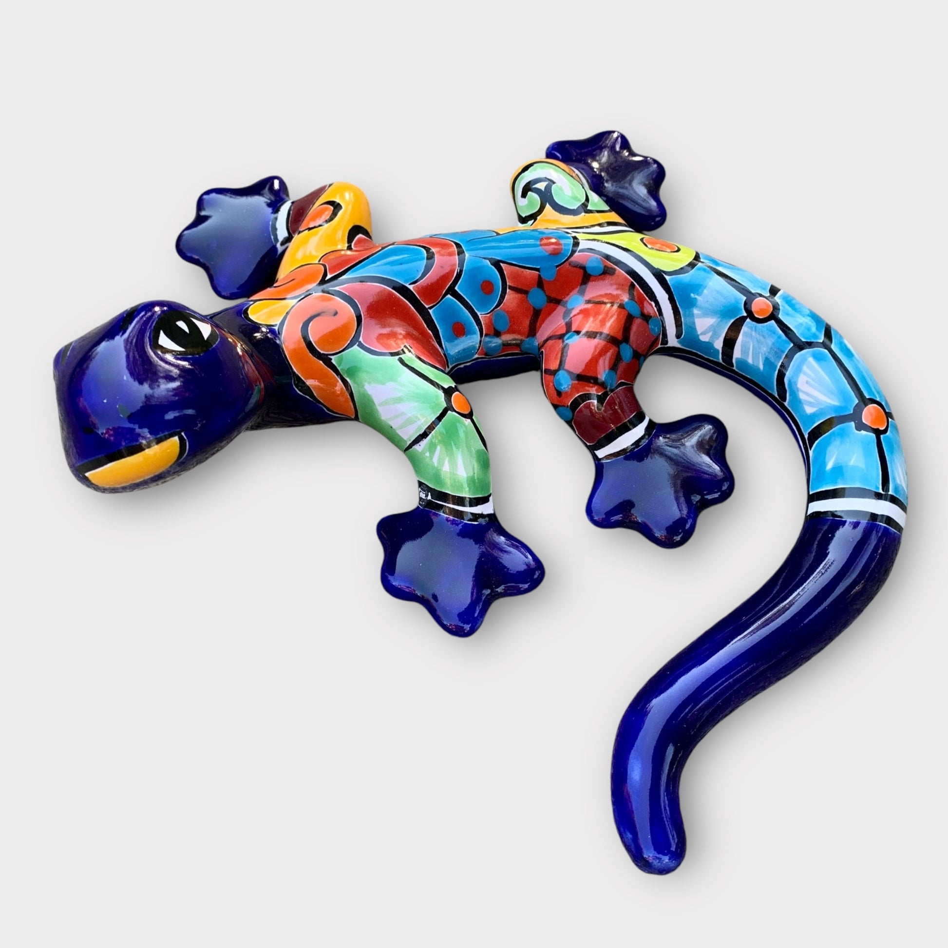 Talavera salamander lizard medium front