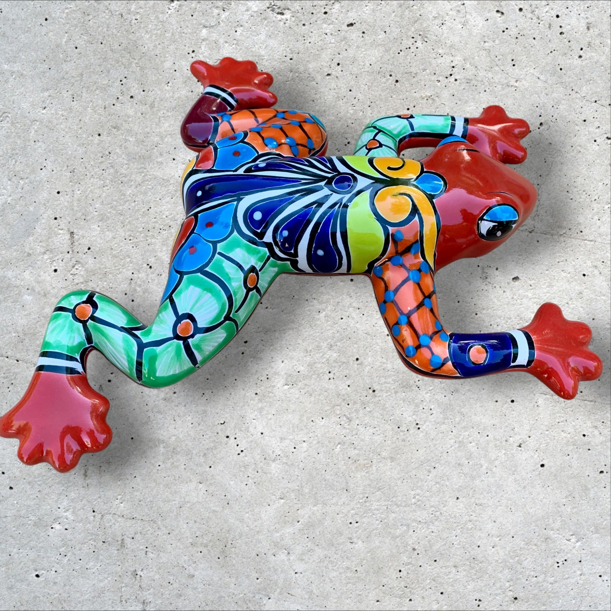 Talavera Gordo Wall Frog Colorful Red side