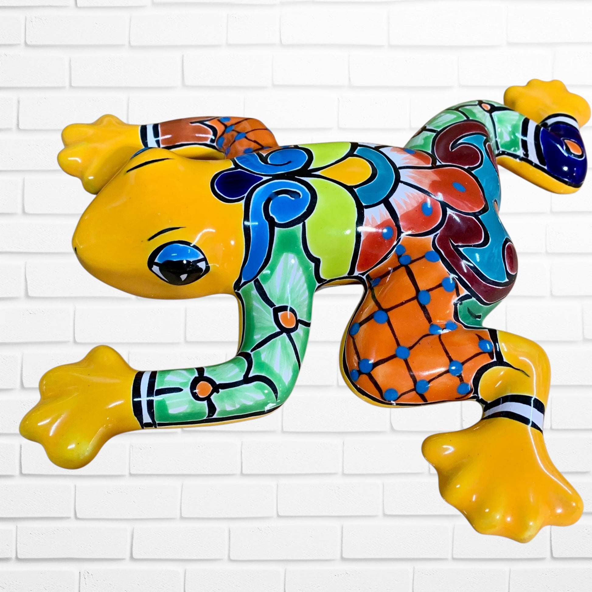 Talavera wall frog Gordo in Amarillo Side