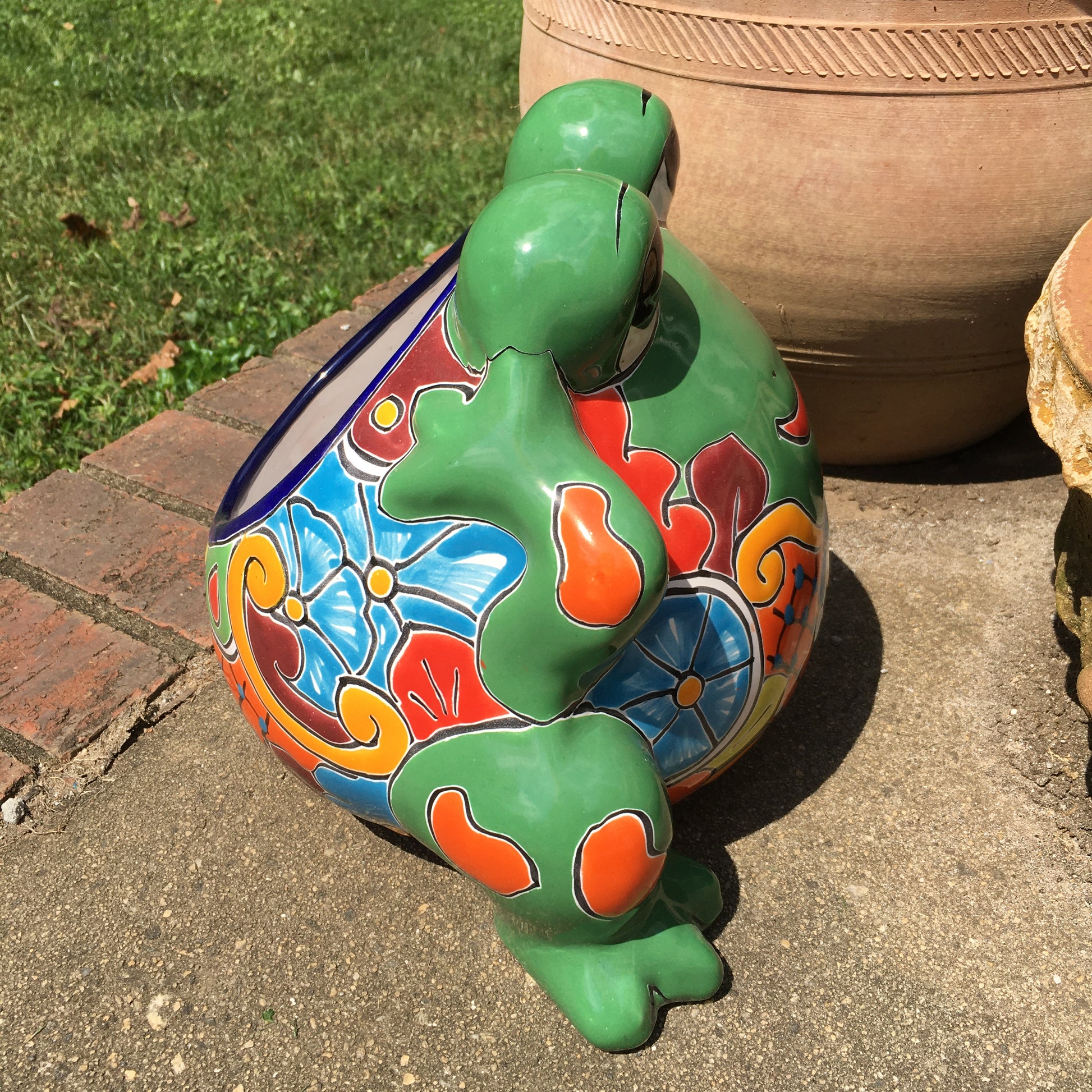 Gordo Frog Planting Pot left sude