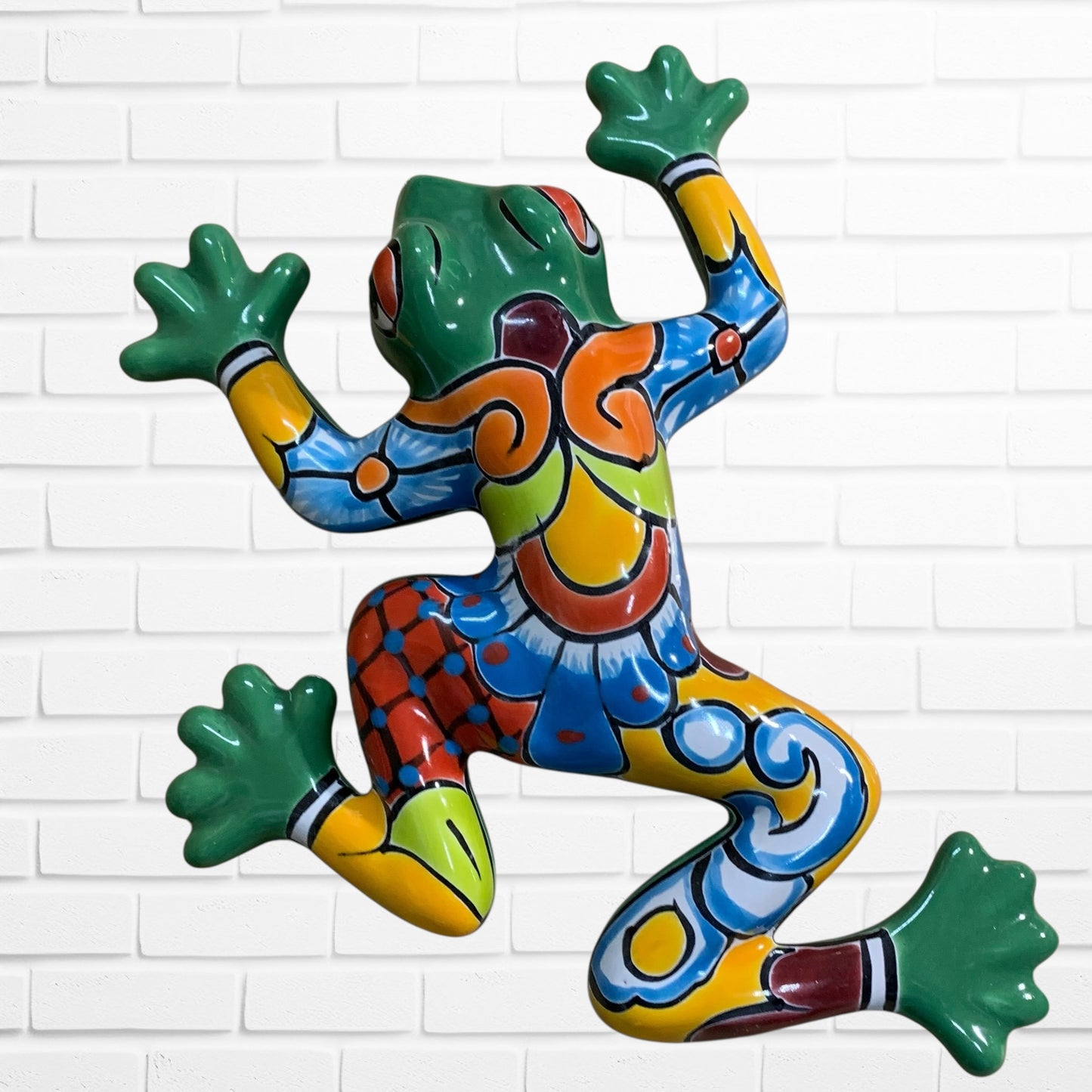 Talavera wall frog Lucy