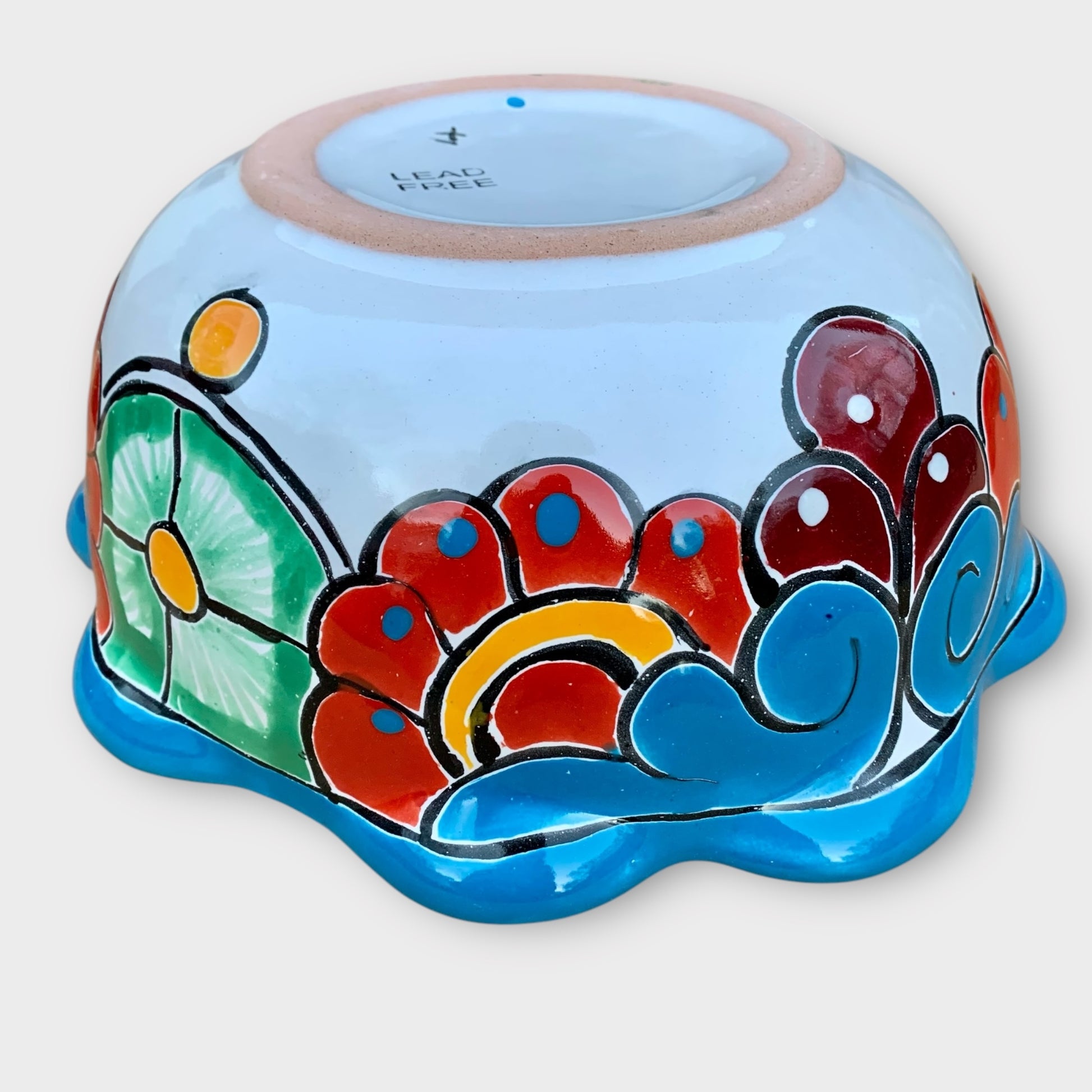 Talavera Salad Bowl grande side