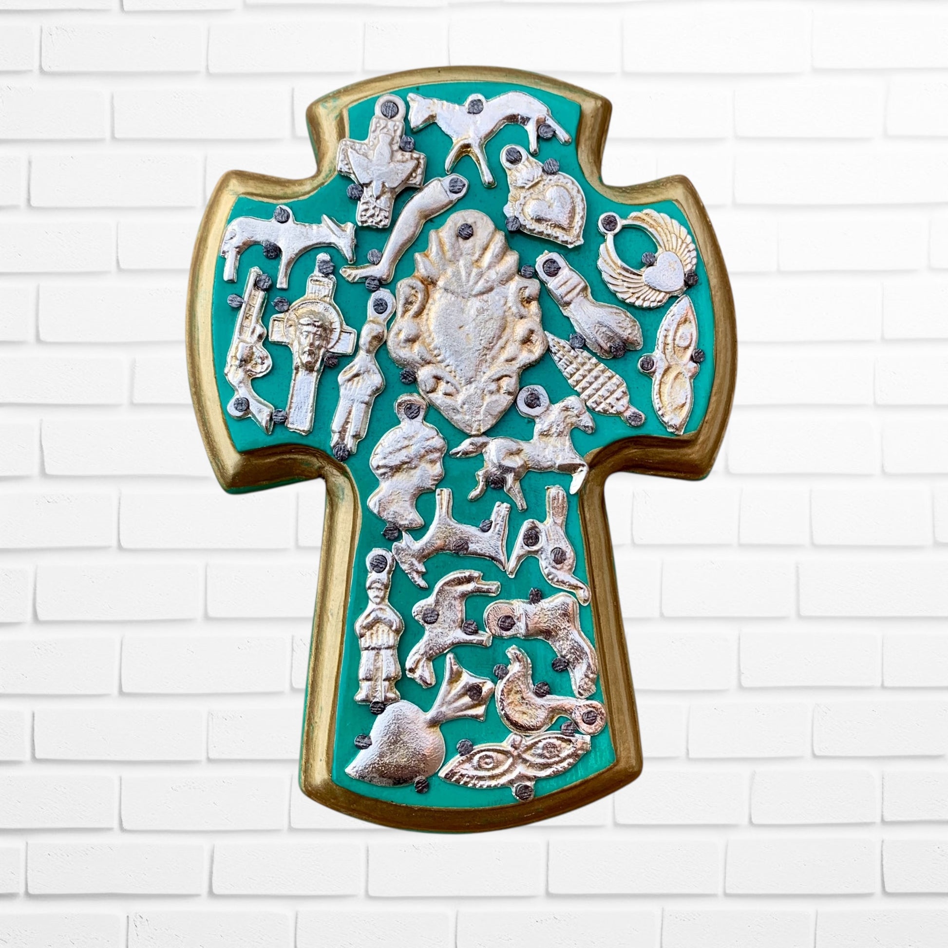 Milagros Wood Cross Chico Aqua color