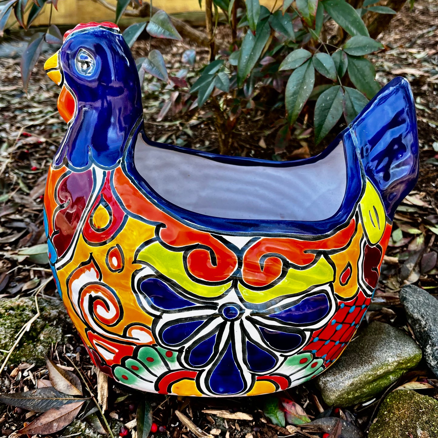 Chicken planter pot side