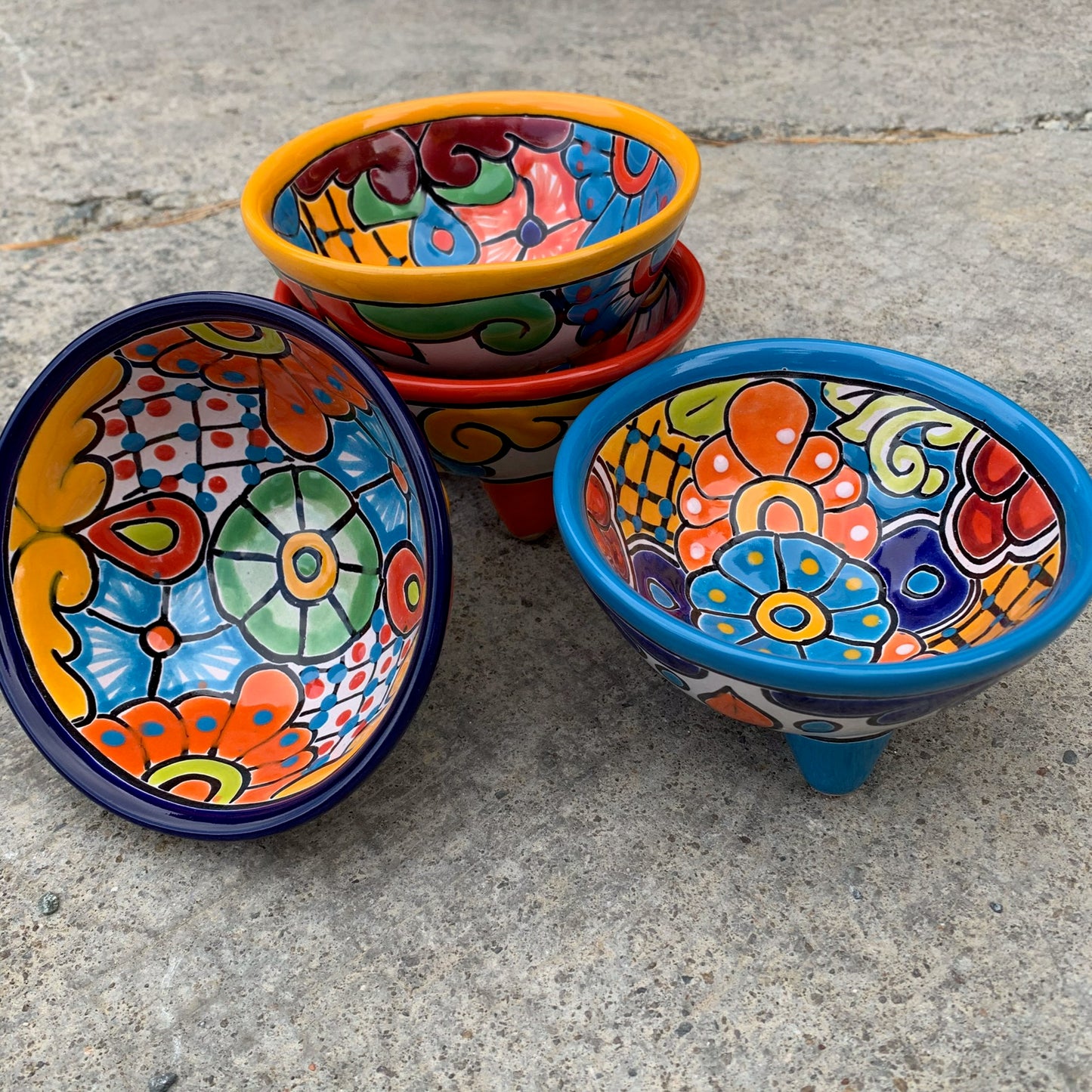 Mexican Talavera Salsa Guacamole Bowl - Pottery Dish Art