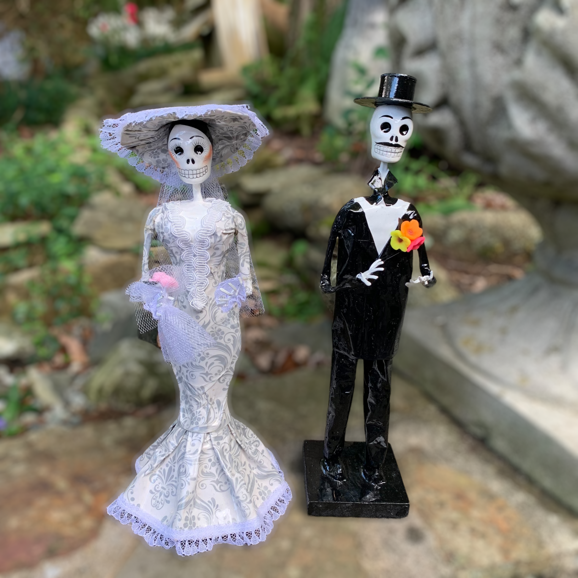Paper Mache Catrina bride and groom Novias